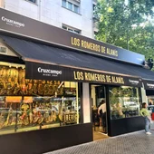 Fachada del nuevo establecimiento en Luis Montoto Fachada del nuevo establecimiento en Luis Montoto