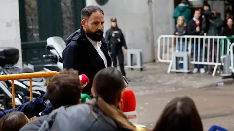 El exgerente del PSOE Mariano Moreno Pavón a su llegada al Tribunal Supremo. El exgerente del PSOE Mariano Moreno Pavón a su llegada al Tribunal Supremo./ EFE/ Mariscal