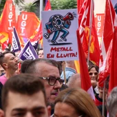 Primera vaga històrica del metall a Barcelona: 180.000 treballadors exigeixen desbloquejar el conveni Primera vaga històrica del metall a Barcelona: 180.000 treballadors exigeixen desbloquejar el conveni