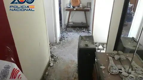 Un detenido por intento de homicidio tras la explosión de butano en Pérez Galdós Un detenido por intento de homicidio tras la explosión de butano en Pérez Galdós