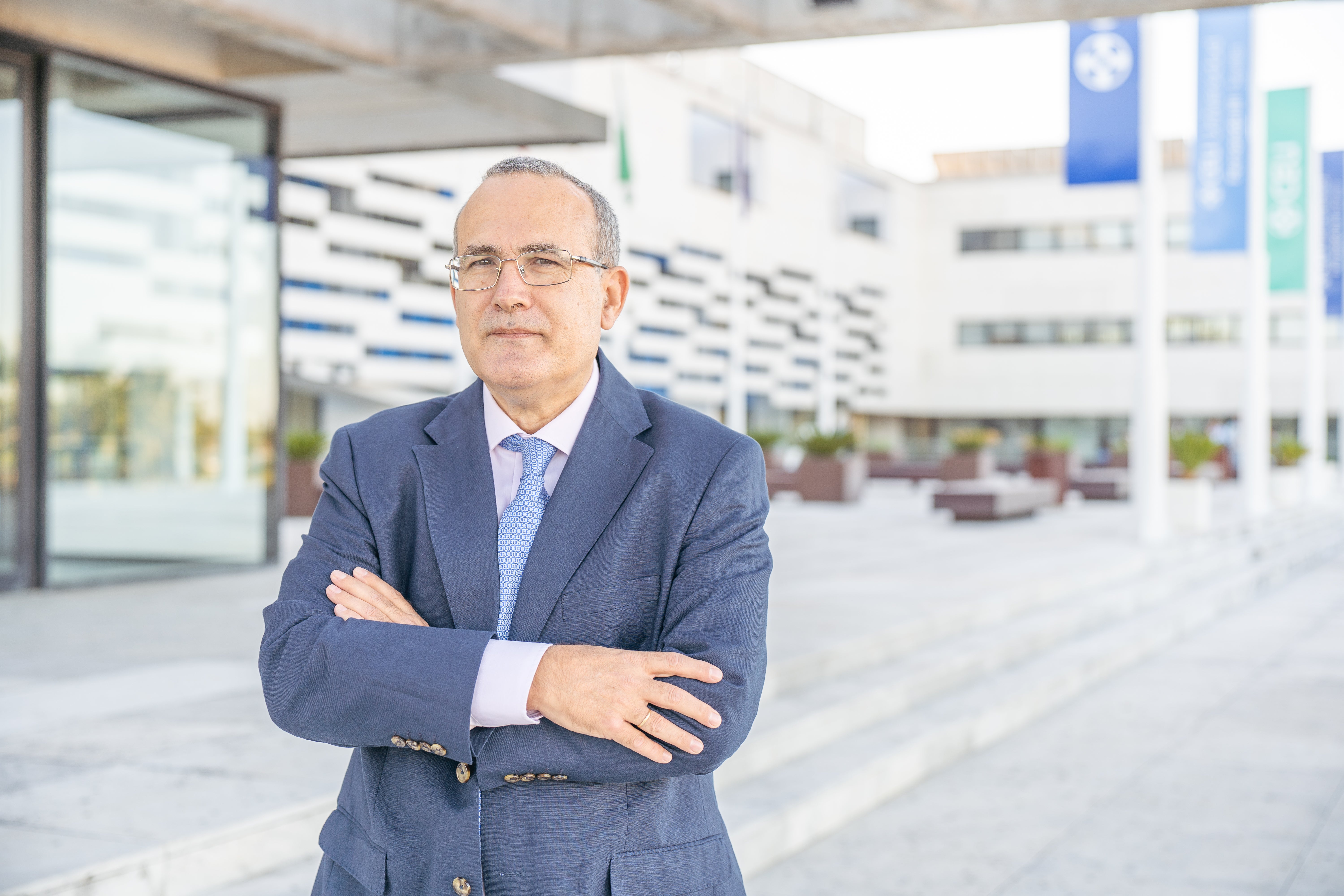 Red de Expertos Universidad CEU Fernando III: Félix Viñuela Fernández Red de Expertos Universidad CEU Fernando III: Félix Viñuela Fernández