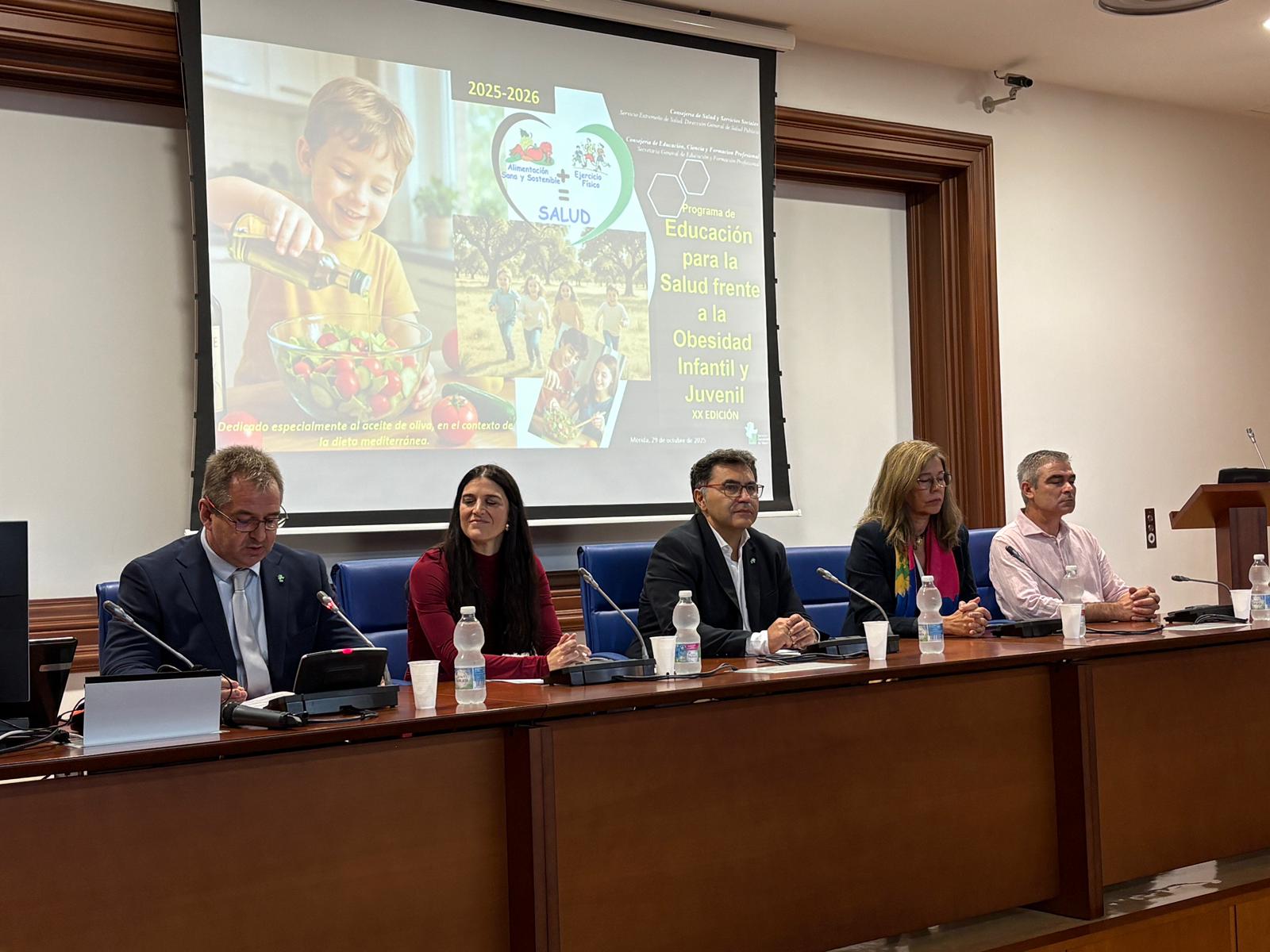 El Hospital de Mérida celebra una jornada de formación para prevenir la obesidad infantil y juvenil El Hospital de Mérida celebra una jornada de formación para prevenir la obesidad infantil y juvenil