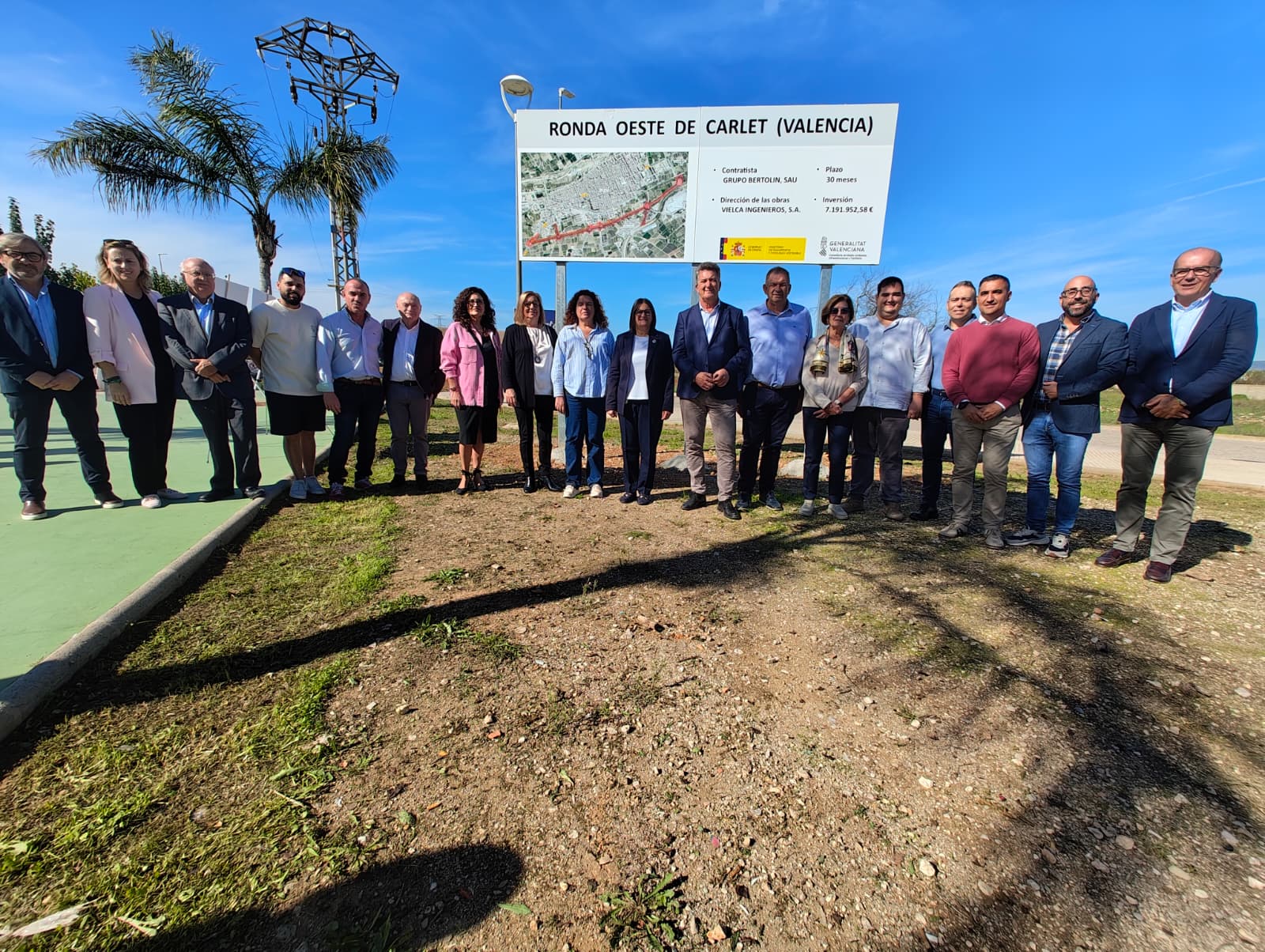La Generalitat inicia las obras de la Ronda Oeste de Carlet para desviar el tráfico de 8.800 vehículos diarios La Generalitat inicia las obras de la Ronda Oeste de Carlet para desviar el tráfico de 8.800 vehículos diarios
