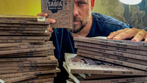 David de Loro publica 'Todo lo sabía' David de Loro publica 'Todo lo sabía'