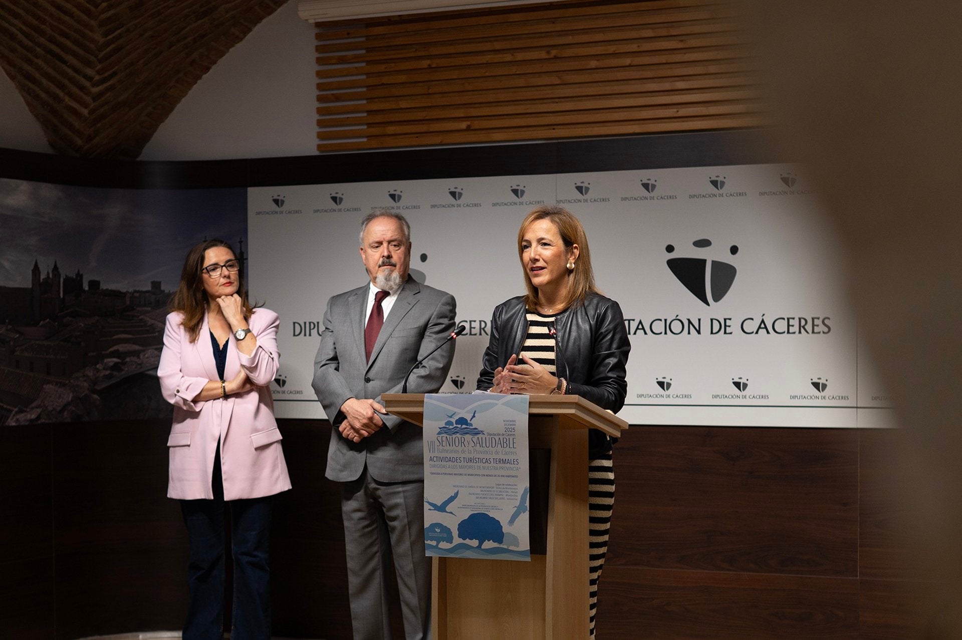 La Diputación de Cáceres lleva a 1.620 personas a los balnearios de la provincia con el programa 'Senior y Saludable' La Diputación de Cáceres lleva a 1.620 personas a los balnearios de la provincia con el programa 'Senior y Saludable'