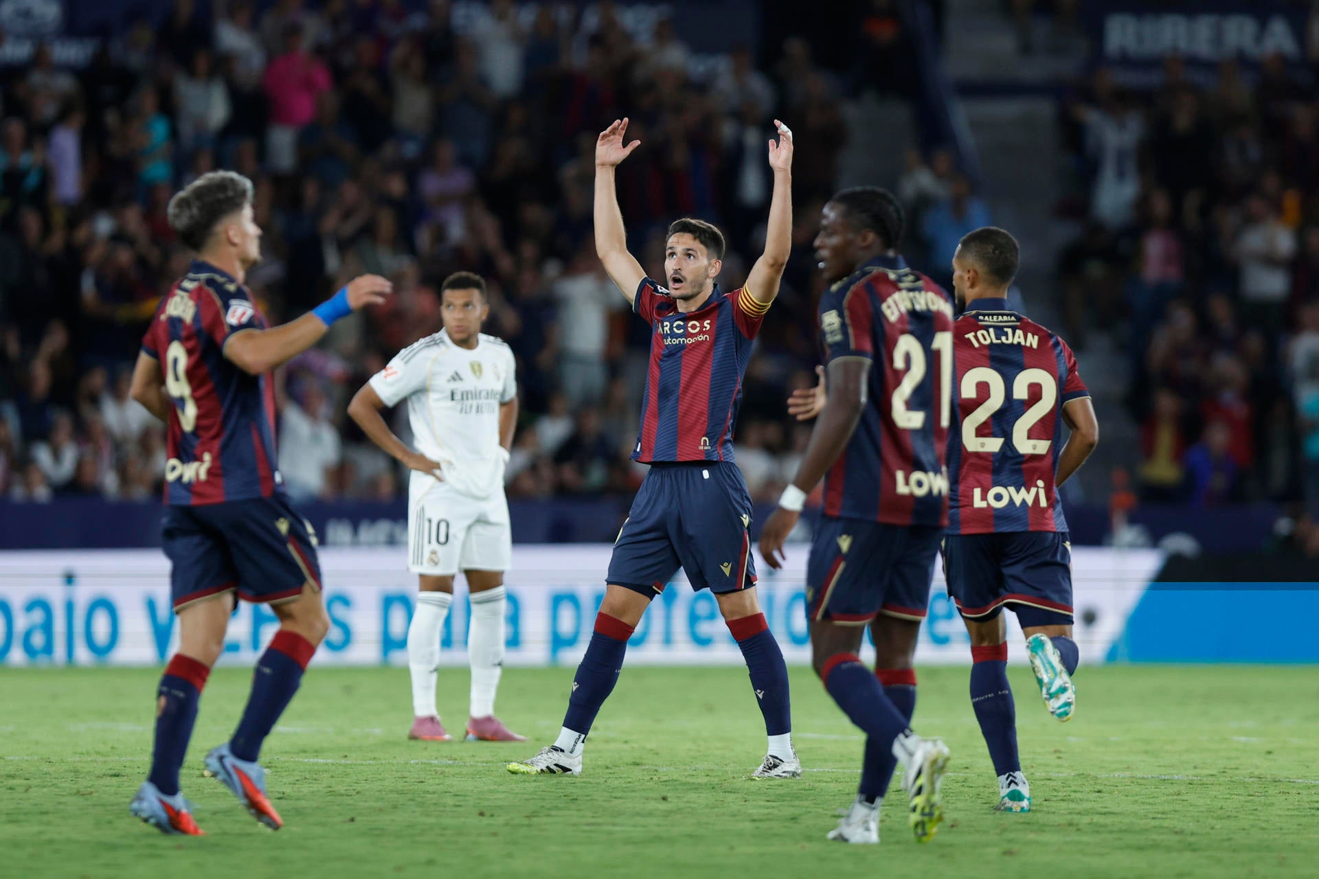 La ilusión del Orihuela contra la segunda unidad del Levante La ilusión del Orihuela contra la segunda unidad del Levante