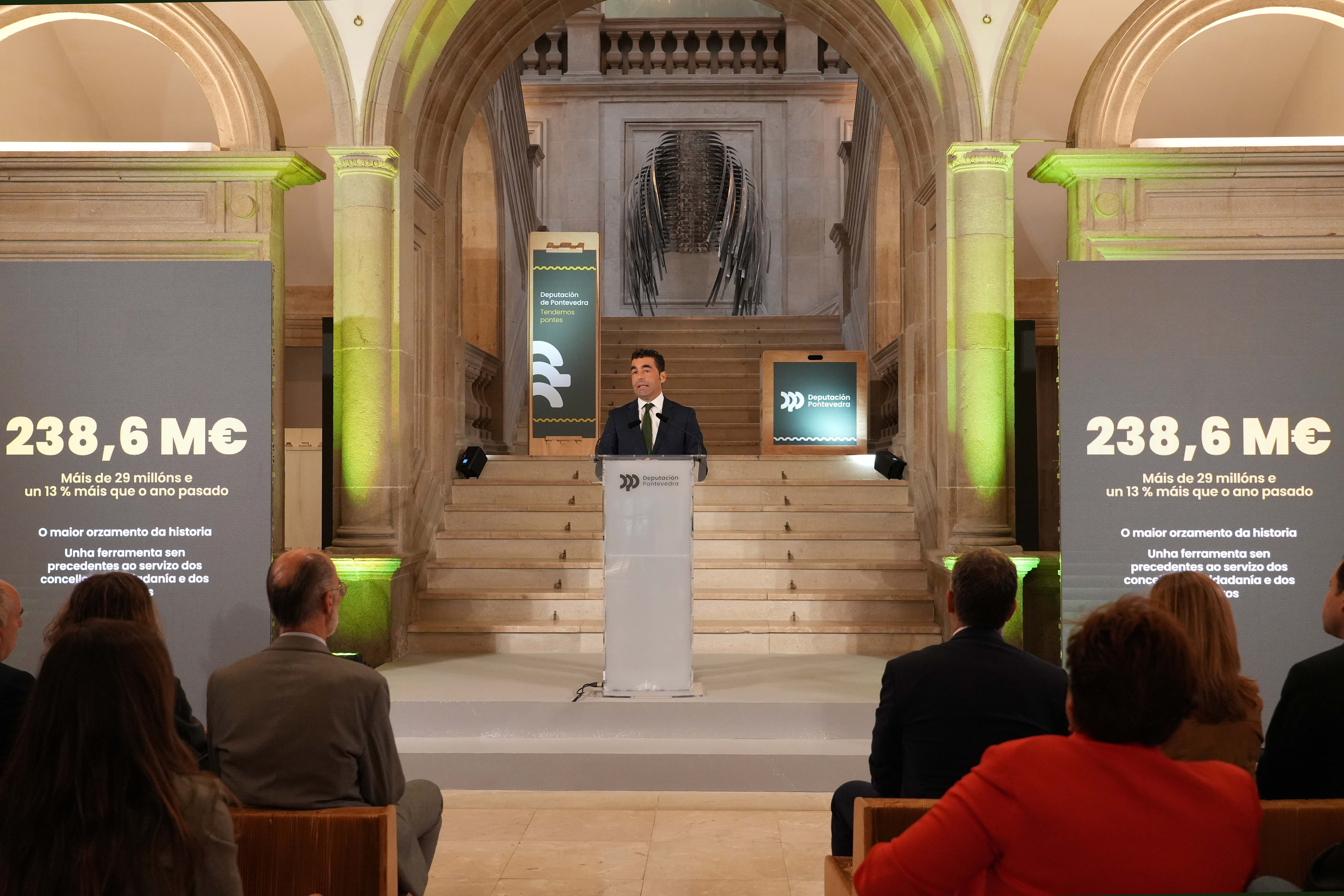 A Deputación de Pontevedra disporá de 239 millóns de euros para potenciar a atención a concellos A Deputación de Pontevedra disporá de 239 millóns de euros para potenciar a atención a concellos