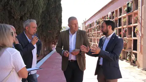Castellón prepara Todos los Santos con una inversión de más de 230.000 euros en mejoras de los cementerios Castellón prepara Todos los Santos con una inversión de más de 230.000 euros en mejoras de los cementerios