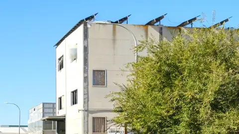 Imágenes tras la explosión en la nave de una empresa de tratamiento de residuos sanitarios Imágenes tras la explosión en la nave de una empresa de tratamiento de residuos sanitarios