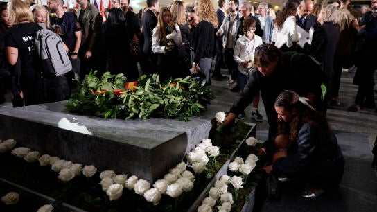 Los familiares recuerdan a las v&iacute;ctimas de la dana en el funeral celebrado en Valencia 