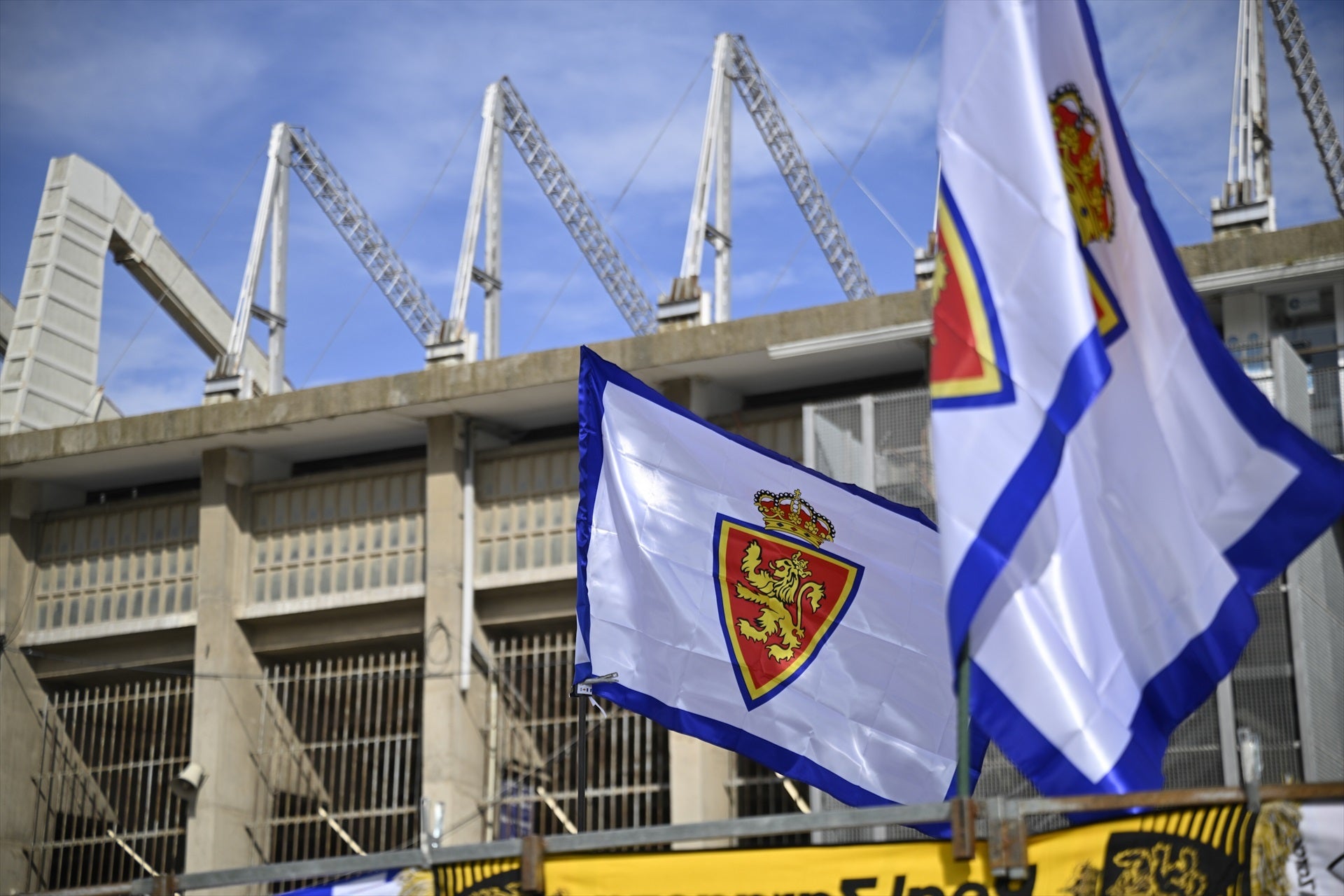 José Manuel Fábregas, presidente de la Federación de peñas del Real Zaragoza: "Han puesto el dinero en las manos equivocadas" José Manuel Fábregas, presidente de la Federación de peñas del Real Zaragoza: "Han puesto el dinero en las manos equivocadas"