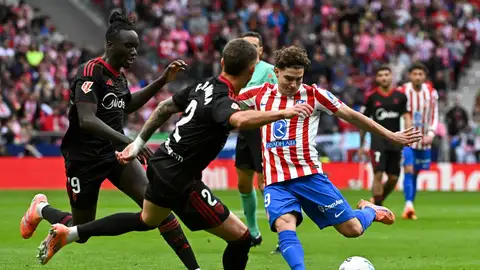 El Sevilla aguantó una hora, pero luego hizo aguas El Sevilla aguantó una hora, pero luego hizo aguas