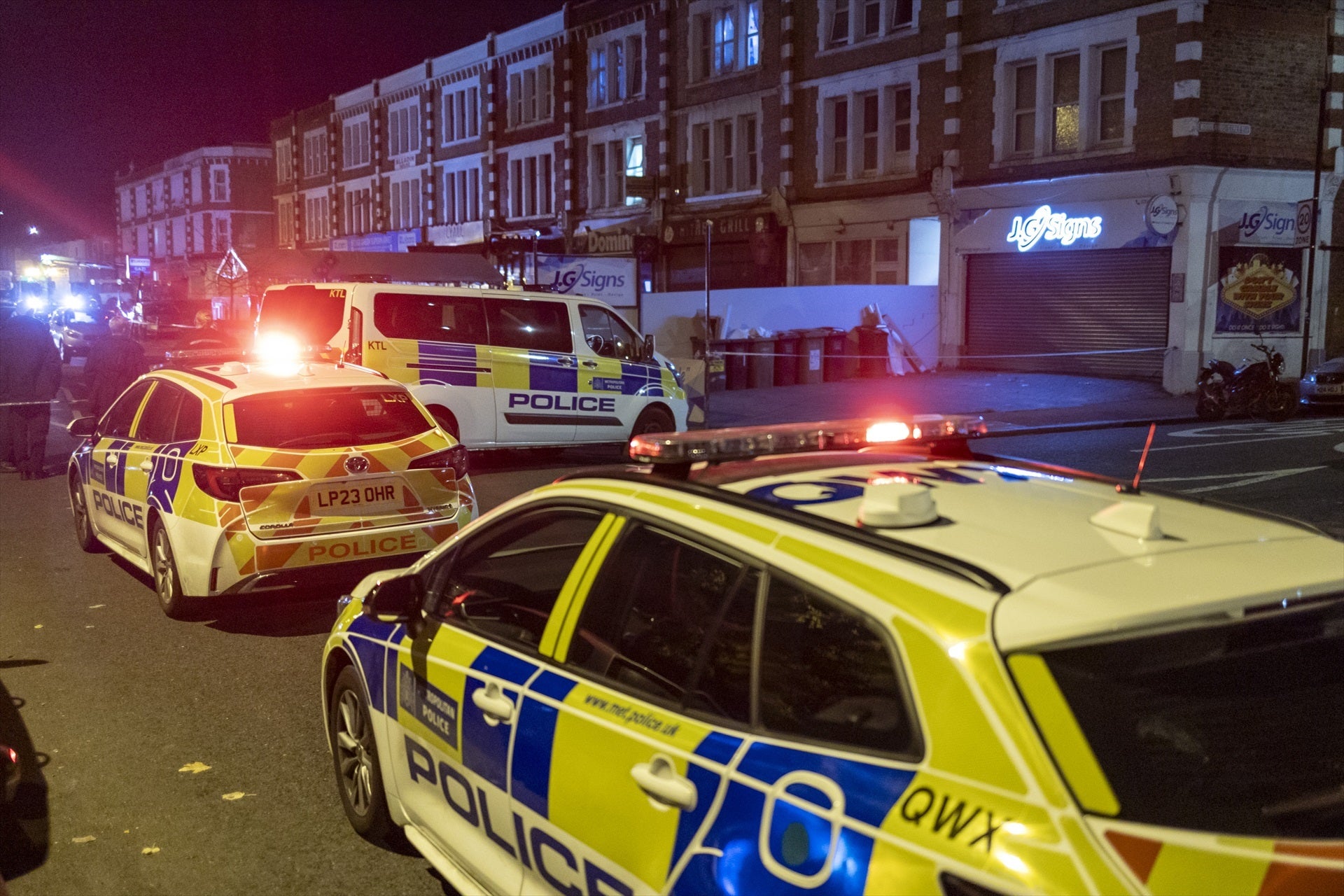 El apuñalamiento en el tren de Londres es "un incidente aislado", según el ministro de Defensa El apuñalamiento en el tren de Londres es "un incidente aislado", según el ministro de Defensa