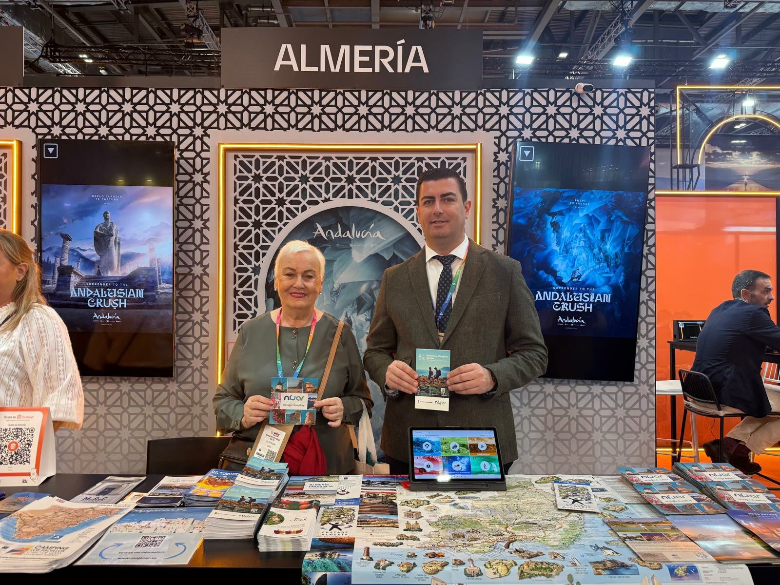 Níjar muestra en Londres sus encantos turísticos de otoño y primavera Níjar muestra en Londres sus encantos turísticos de otoño y primavera