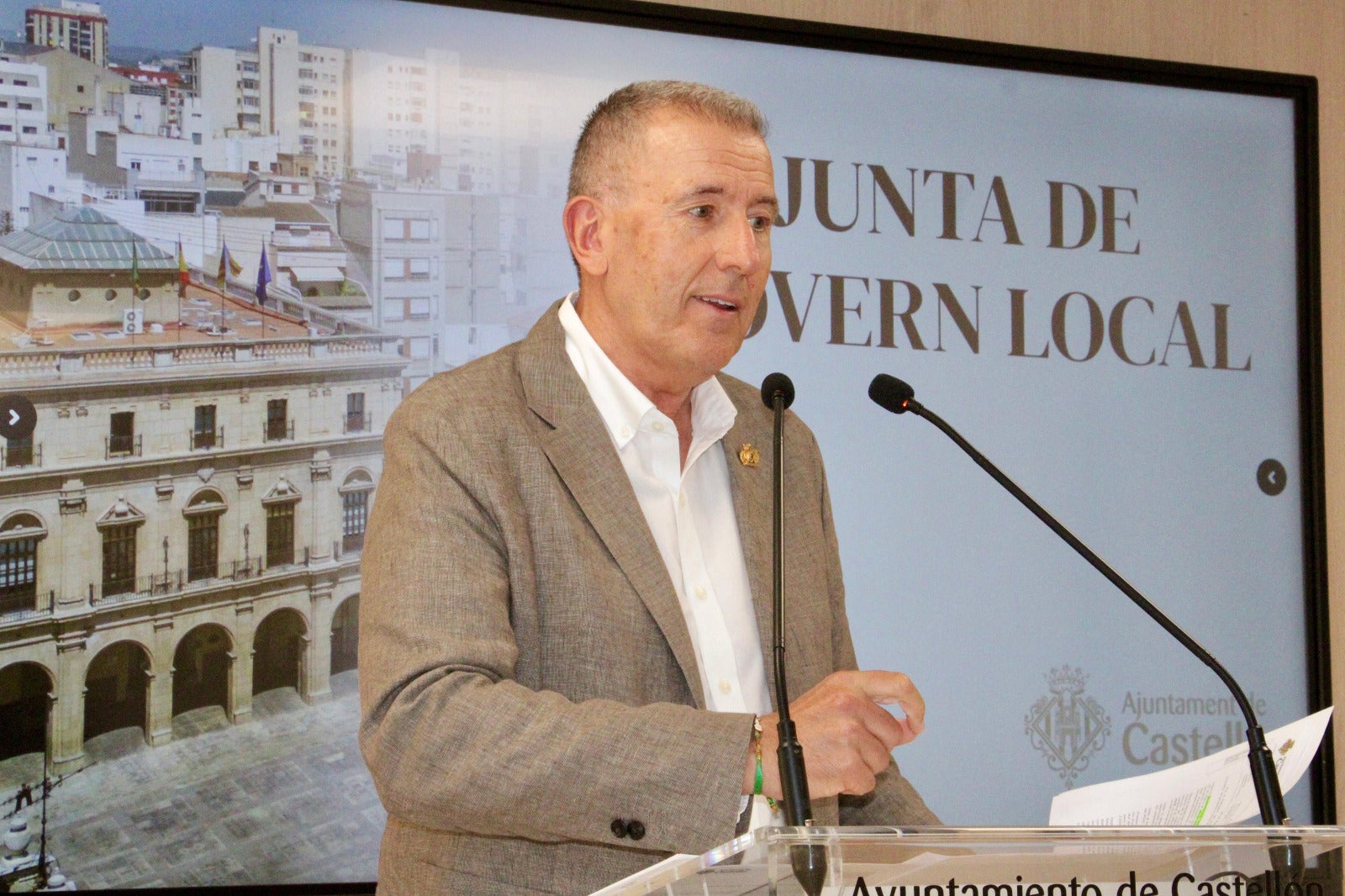 Castellón aprueba la compra de vehículos policiales para los municipios valencianos afectados por la Dana Castellón aprueba la compra de vehículos policiales para los municipios valencianos afectados por la Dana