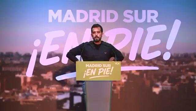 Carlos Quero, sucesor de Ortega Smith, marca una nueva línea en VOX: "Ayuso niega la vivienda a los españoles" Carlos Quero, sucesor de Ortega Smith, marca una nueva línea en VOX: "Ayuso niega la vivienda a los españoles"