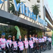 La Málaga Bike arranca desde el Hospital Vithas Málaga para concienciar sobre el cáncer de próstata
