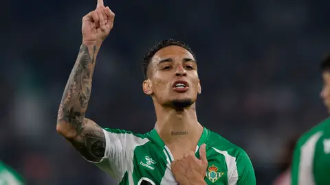 Abde y Antony guían al Betis para superar al Lyon Abde y Antony guían al Betis para superar al Lyon