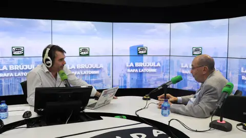 Alejo Vidal-Quadra: "VOX nació como una escisión del PP, pero ahora es un partido puramente conservador y muy piramidal" Alejo Vidal-Quadra: "VOX nació como una escisión del PP, pero ahora es un partido puramente conservador y muy piramidal"