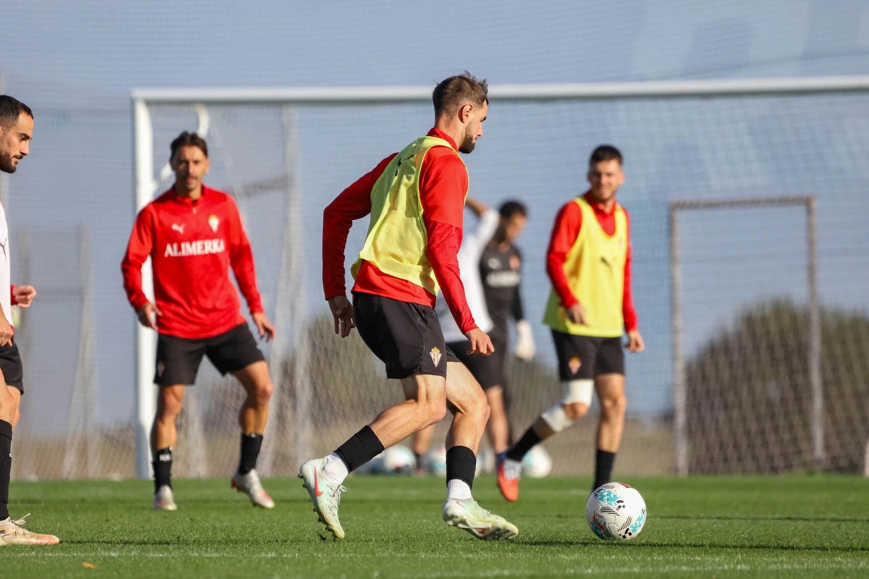 Más de Uno Gijón Deportes 12/11/25 Más de Uno Gijón Deportes 12/11/25