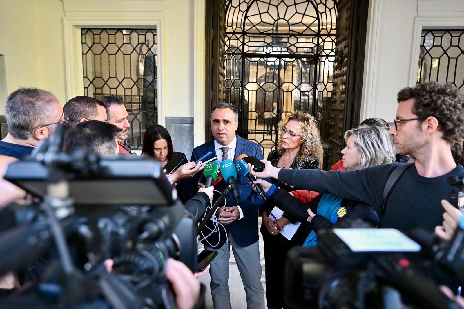 La Diputación de Granada abandona la Mesa del Aeropuerto por “falta de respeto” de la institución de Jaén La Diputación de Granada abandona la Mesa del Aeropuerto por “falta de respeto” de la institución de Jaén