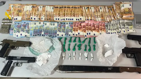 Cinco detenidos en Burriana por tráfico de drogas y pertenencia a organización criminal Cinco detenidos en Burriana por tráfico de drogas y pertenencia a organización criminal