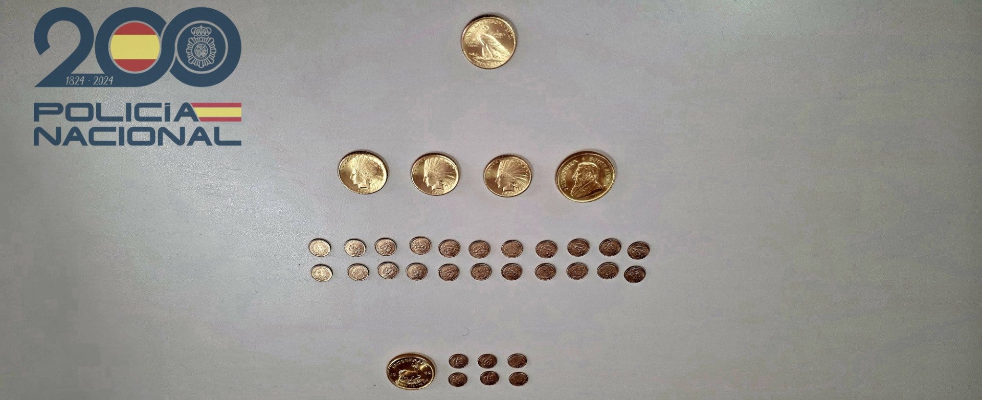 Detenidas tres personas en Menorca por la desaparición de monedas de oro valoradas en 30.000 euros Detenidas tres personas en Menorca por la desaparición de monedas de oro valoradas en 30.000 euros