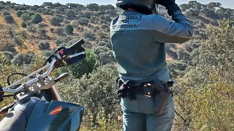 Agente del Servicio de Protección de la Naturaleza (SEPRONA) Agente del Servicio de Protección de la Naturaleza (SEPRONA)