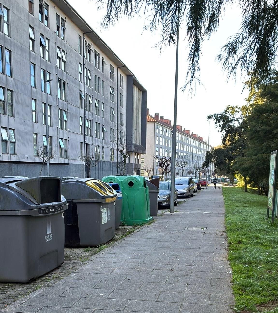 El Concello de Santiago impone cinco sanciones a Urbaser por incumplimientos en el contrato en el servicio de limpieza El Concello de Santiago impone cinco sanciones a Urbaser por incumplimientos en el contrato en el servicio de limpieza