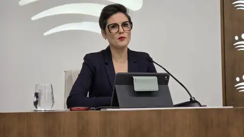 Raquel del Puerto amplía de 9 a 11 las áreas de la Diputación de Badajoz para "agilizar y mejorar la gestión" Raquel del Puerto amplía de 9 a 11 las áreas de la Diputación de Badajoz para "agilizar y mejorar la gestión"