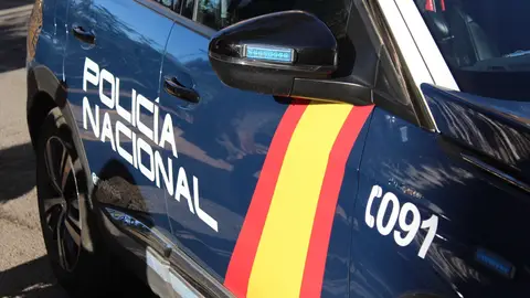 Vehículo de la Policía Nacional Vehículo de la Policía Nacional