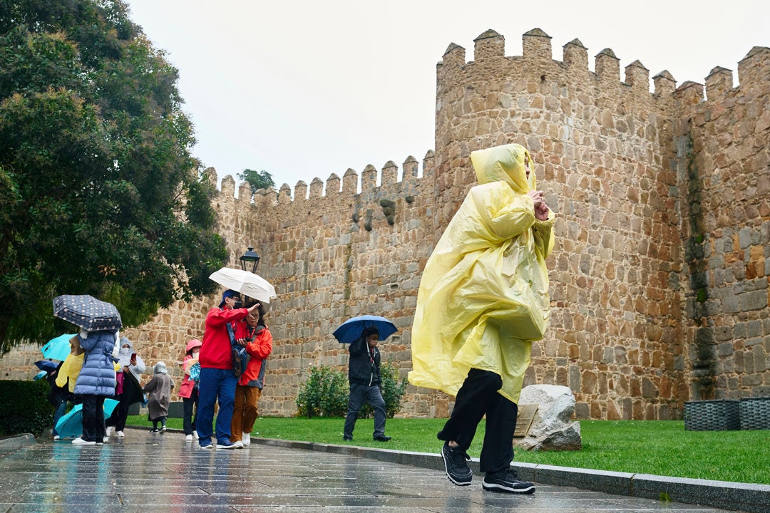 Ávila y Cáceres, en alerta roja por riesgo extremo de lluvias por la borrasca Claudia Ávila y Cáceres, en alerta roja por riesgo extremo de lluvias por la borrasca Claudia