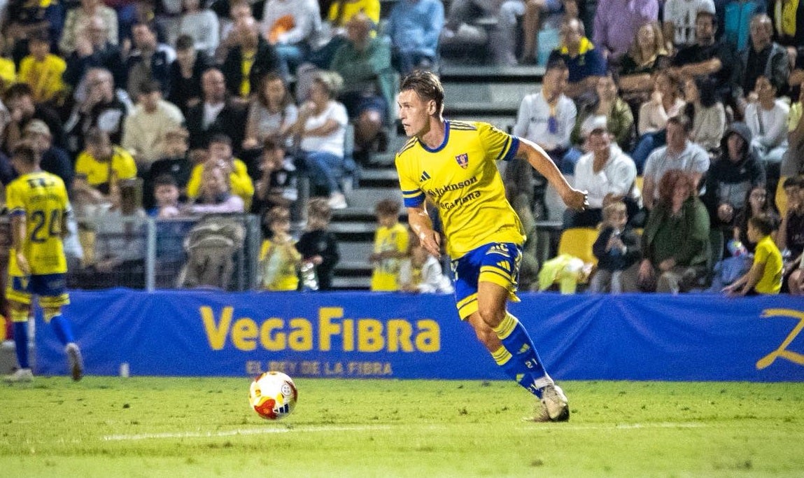 El Orihuela CF recibe este sábado al Rayo Vallecano B en Los Arcos El Orihuela CF recibe este sábado al Rayo Vallecano B en Los Arcos