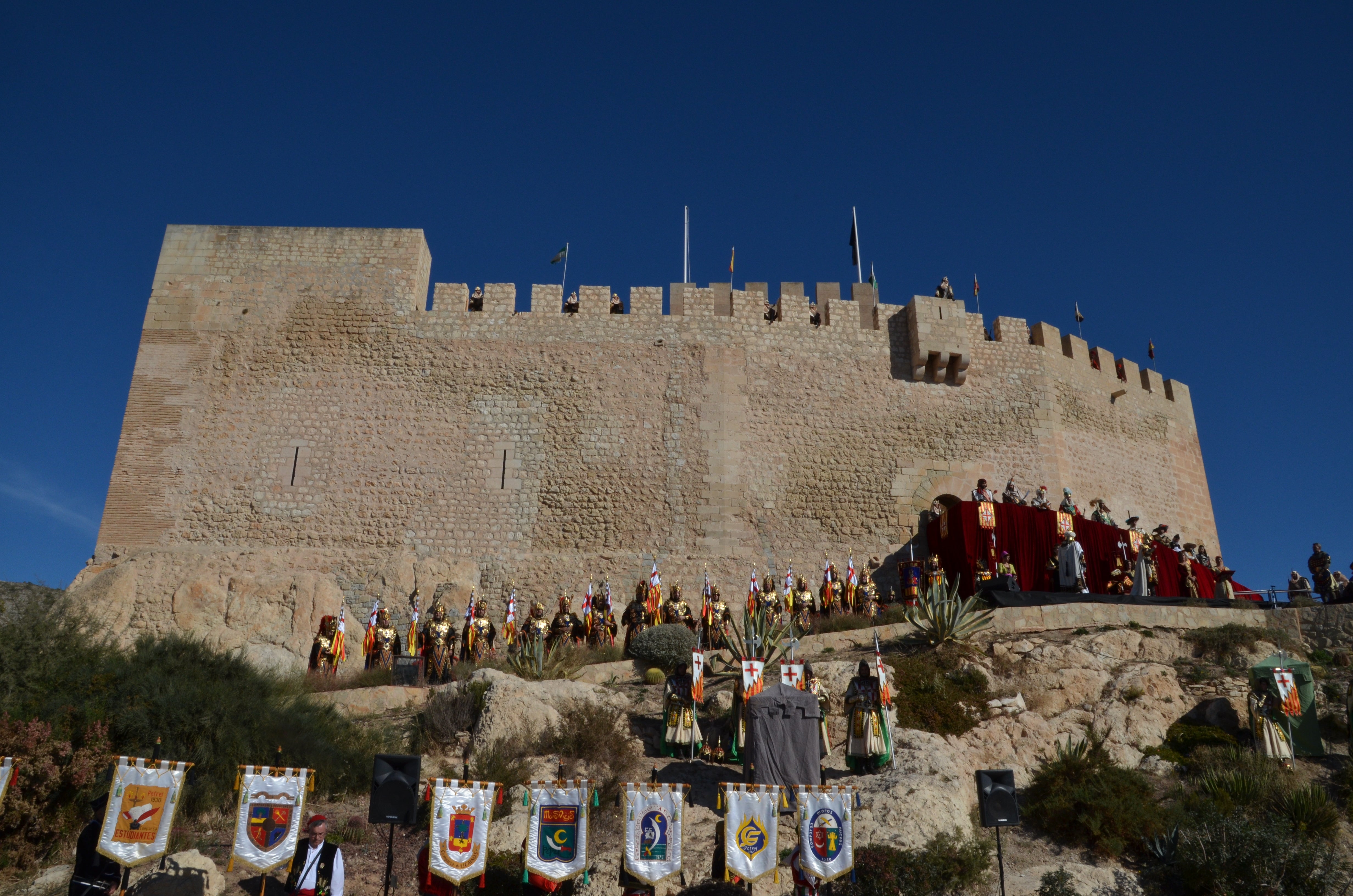 La ministra Diana Morant visita este domingo Petrer y presenciará la representación de ‘La Rendició’ La ministra Diana Morant visita este domingo Petrer y presenciará la representación de ‘La Rendició’