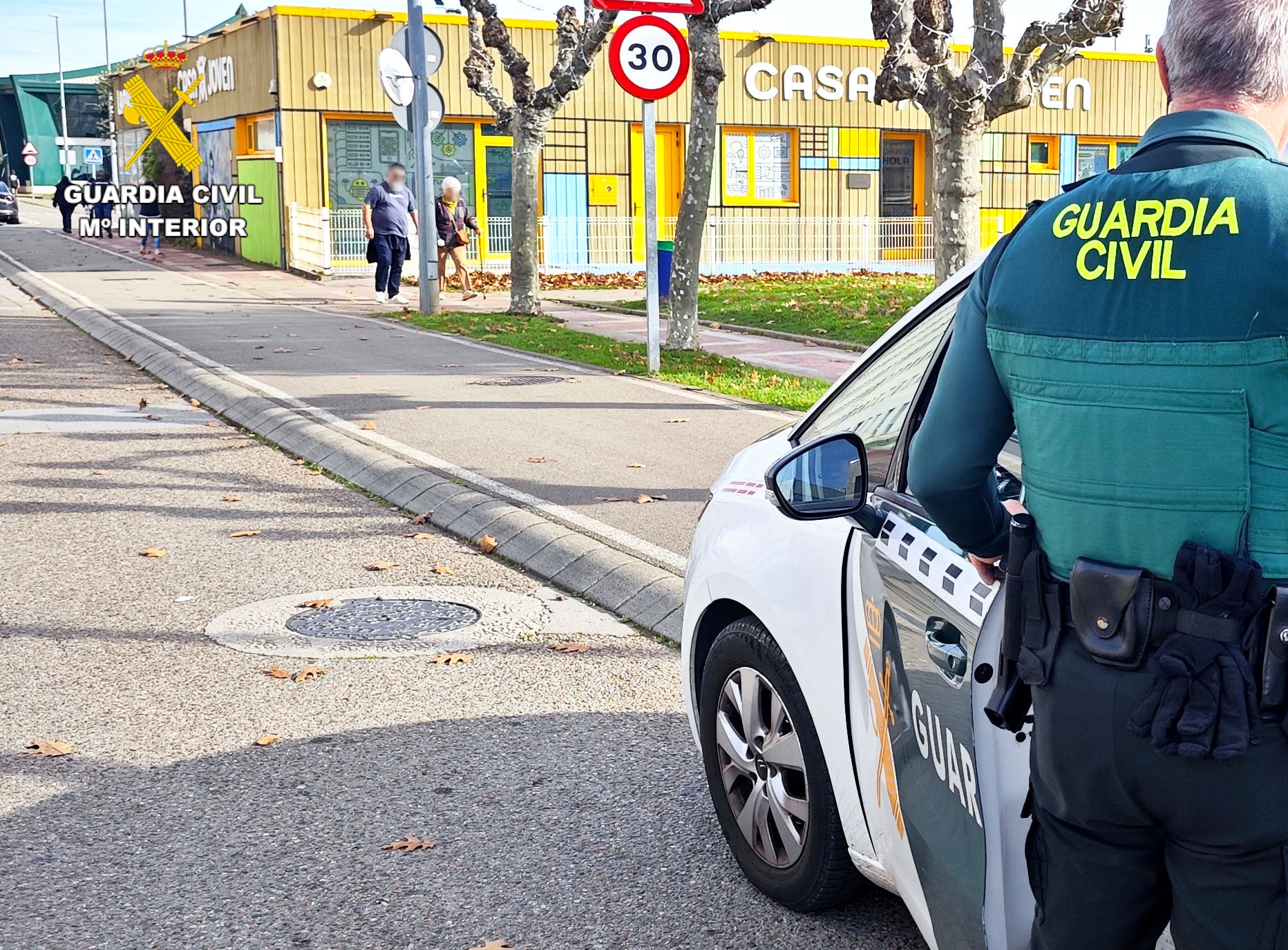 Detenida la empleada doméstica de una mujer de 84 años por robarle 8.500 euros en joyas Detenida la empleada doméstica de una mujer de 84 años por robarle 8.500 euros en joyas
