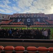 Coca-Cola acoge a más de 80 estudiantes de FP en el Estadio de Mestalla de Valencia que participan en la XIV edición de GIRA Jóvenes