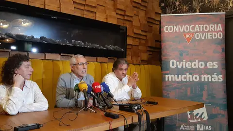 Gaspar Llamazares quiere un acuerdo a largo plazo con el PP Gaspar Llamazares quiere un acuerdo a largo plazo con el PP