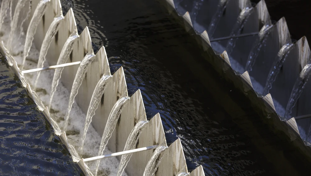 Tractament avançat per a la regeneració de les aigües residuals. Tractament avançat per a la regeneració de les aigües residuals.