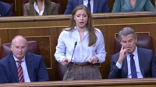Ester Muñoz, a Pedro Sánchez: "Miente hasta cuando se hace el moderno" Ester Muñoz, a Pedro Sánchez: "Miente hasta cuando se hace el moderno"