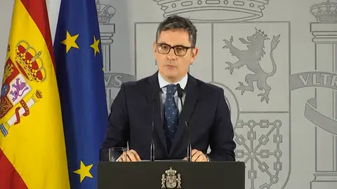 Félix Bolaños comparece tras la condena al fiscal general, Álvaro García Ortiz: "El Gobierno tiene el deber legal de respetar el fallo" Félix Bolaños comparece tras la condena al fiscal general, Álvaro García Ortiz: "El Gobierno tiene el deber legal de respetar el fallo"