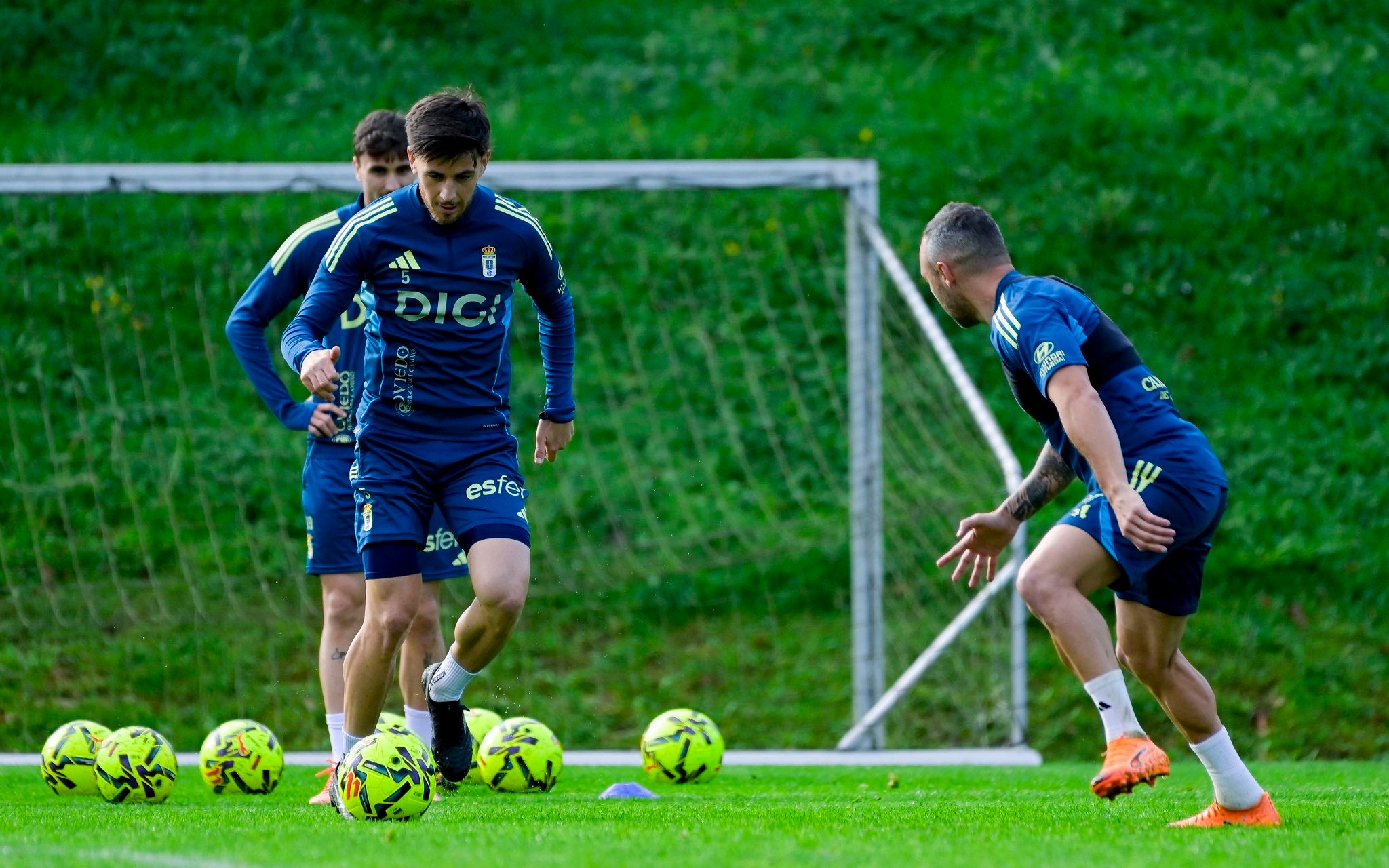 Más de Uno Oviedo Deportes 20/11/2025 Más de Uno Oviedo Deportes 20/11/2025