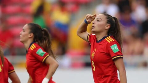 Inma Gabarro celebra un gol con la selecci&oacute;n espa&ntilde;ola.
