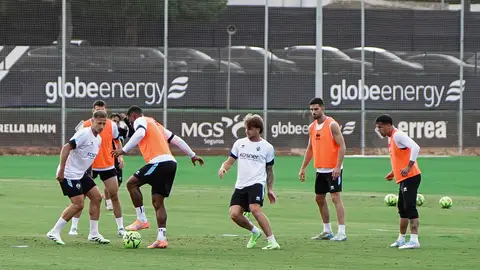 Los jugadores del Castellón, en un entrenamiento Los jugadores del Castellón, en un entrenamiento
