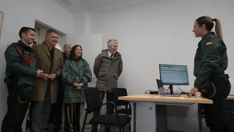 El ministro Marlaska inaugura el cuartel de Utrillas guardia civil