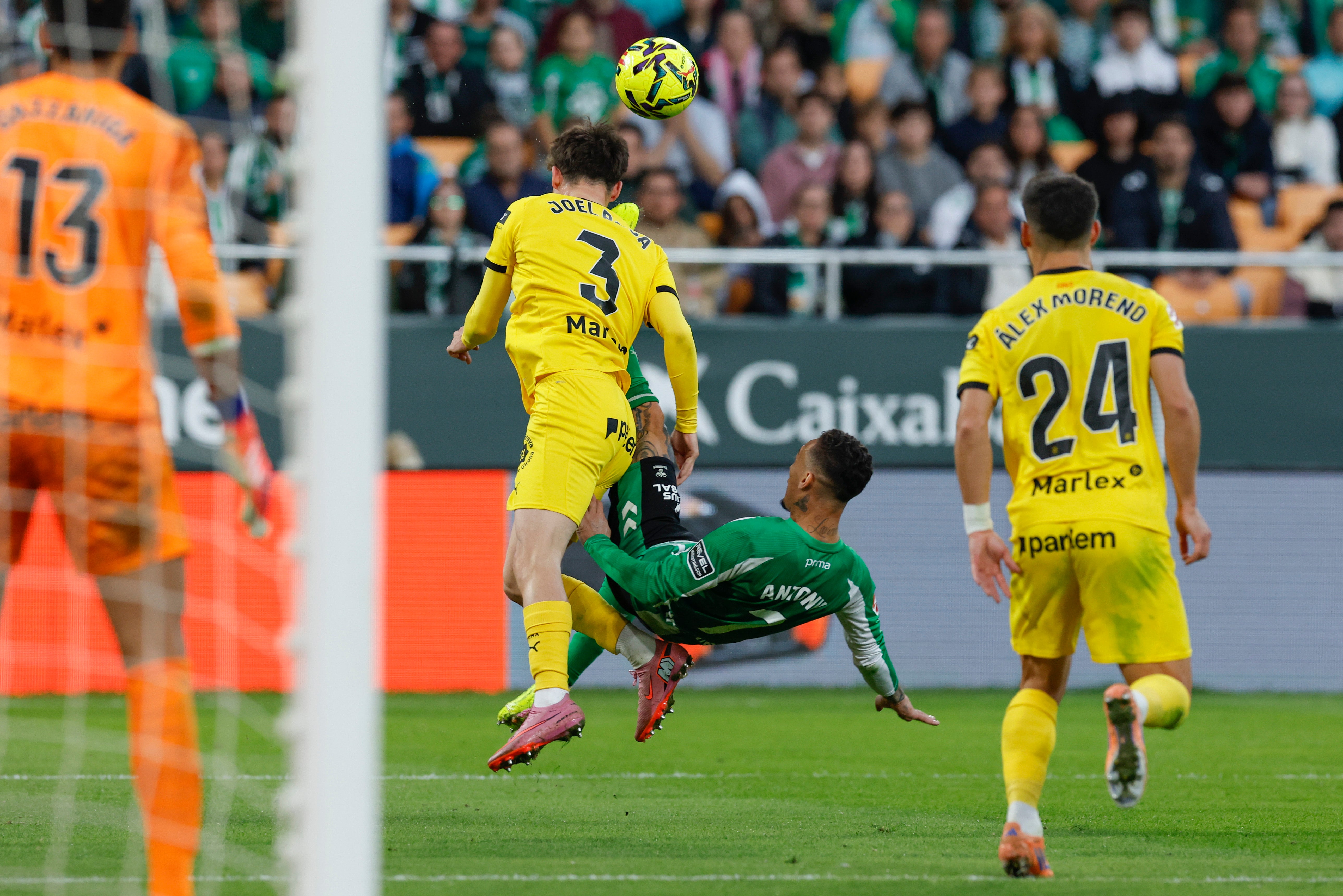El Betis pincha ante el Girona y Antony se pierde el derbi episode artwork