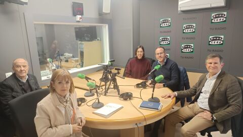 Tertulia política en Onda Cero Elche-comarcas del Vinalopó del jueves 27 de noviembre de 2025. Tertulia política en Onda Cero Elche-comarcas del Vinalopó del jueves 27 de noviembre de 2025.