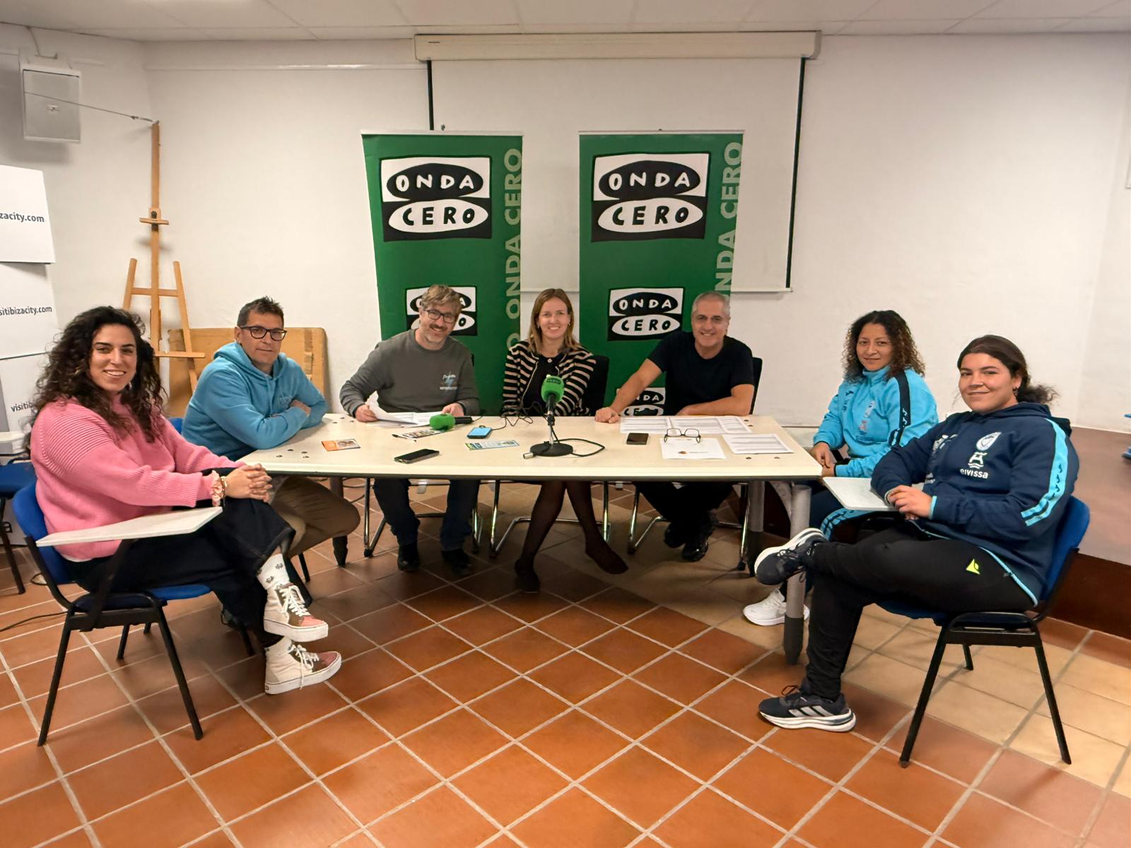 Alejandro Douri: “Es Putxet será muy bien recibido porque no es nada fácil no tener un sitio fijo donde entrenar y jugar” Alejandro Douri: “Es Putxet será muy bien recibido porque no es nada fácil no tener un sitio fijo donde entrenar y jugar”