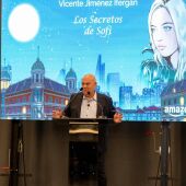 Vicente Jiménez Ifergan presenta su primera novela “Los Secretos de Sofi” en un emotivo acto