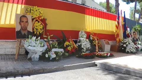 Calvià erige un monumento para honrar a los guardias civiles asesinados por ETA en 2009 Calvià erige un monumento para honrar a los guardias civiles asesinados por ETA en 2009