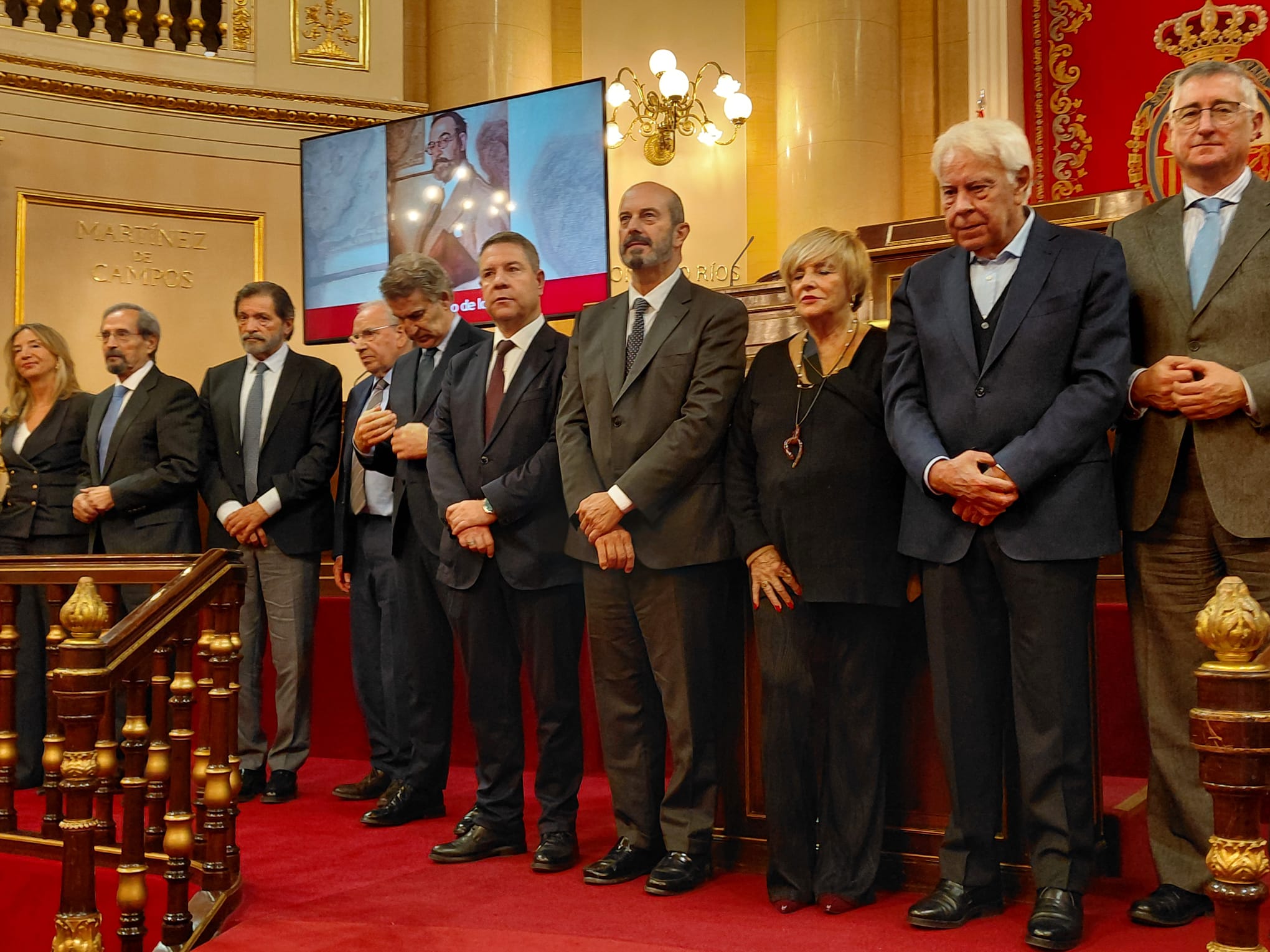 El Senado reconoce en Lambán a un valiente: "se negó a votar la Ley de Amnistía por lealtad a la Constitución" El Senado reconoce en Lambán a un valiente: "se negó a votar la Ley de Amnistía por lealtad a la Constitución"